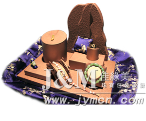 佳缘美柜台展示道具_造型和灯光是陈列重中之重